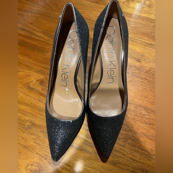 Calvin Klein Black/Gray Sparkle Heels - Picture 6 of 8